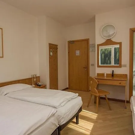 Garni Bellavista Hotel 3*