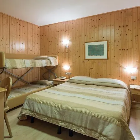 Garni Bellavista Hotel 3*