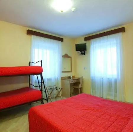ホテル Garni Bellavista 3*